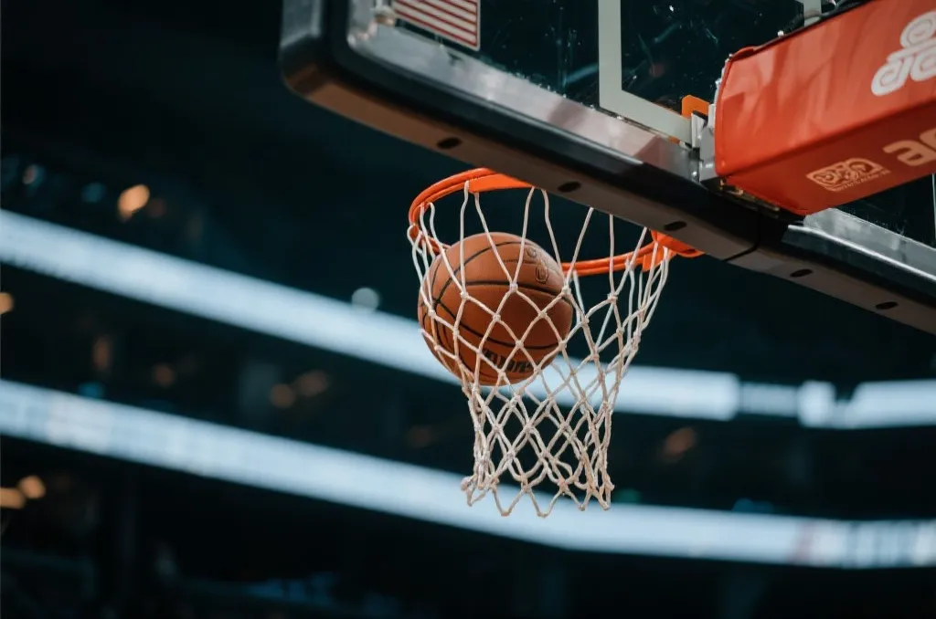 沉浸式看球：在球速体育平台观看NBA篮球直播的5大优势